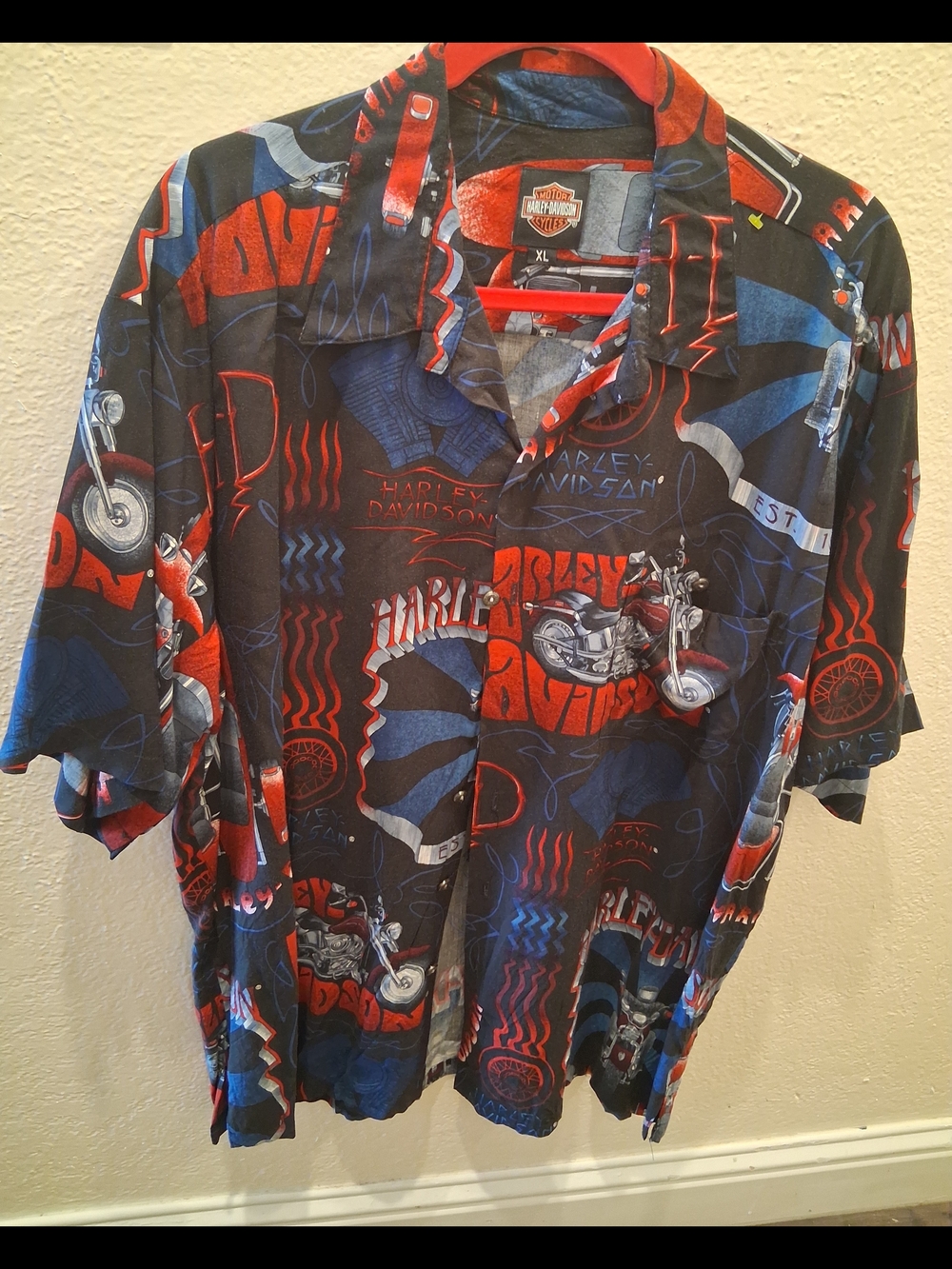 Harley-Davidson LOGO Men’s Black & Red Graphic Button-Up Shirt XL